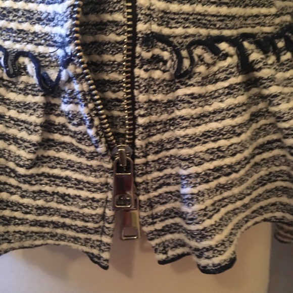 Banana Republic Ruffle Boucle Tweed Moto Jacket 2 - Picture 5 of 8